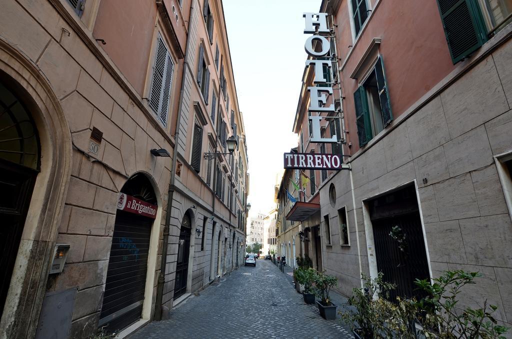 Hotel Tirreno Roma Esterno foto