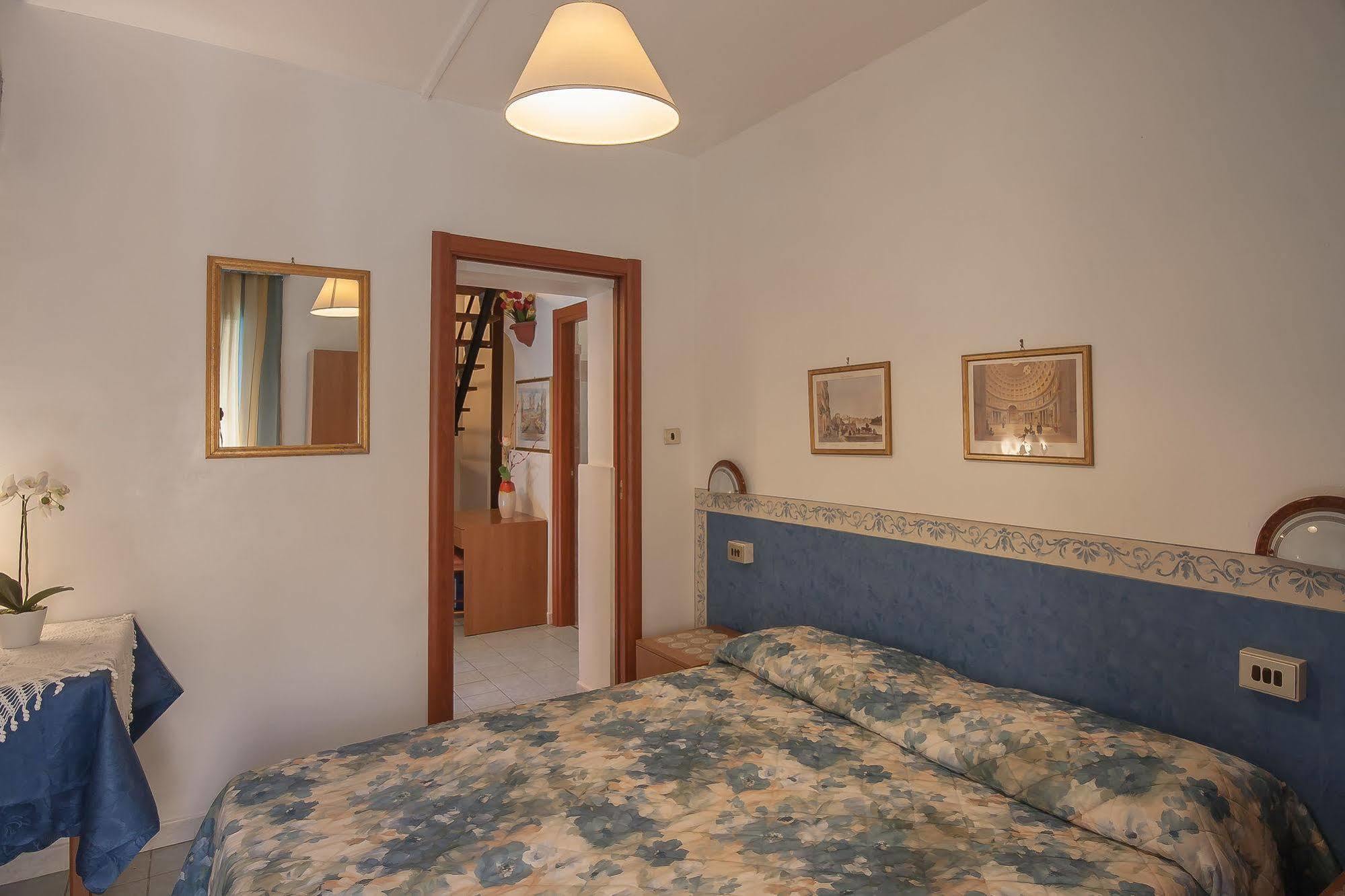 Hotel Tirreno Roma Camera foto